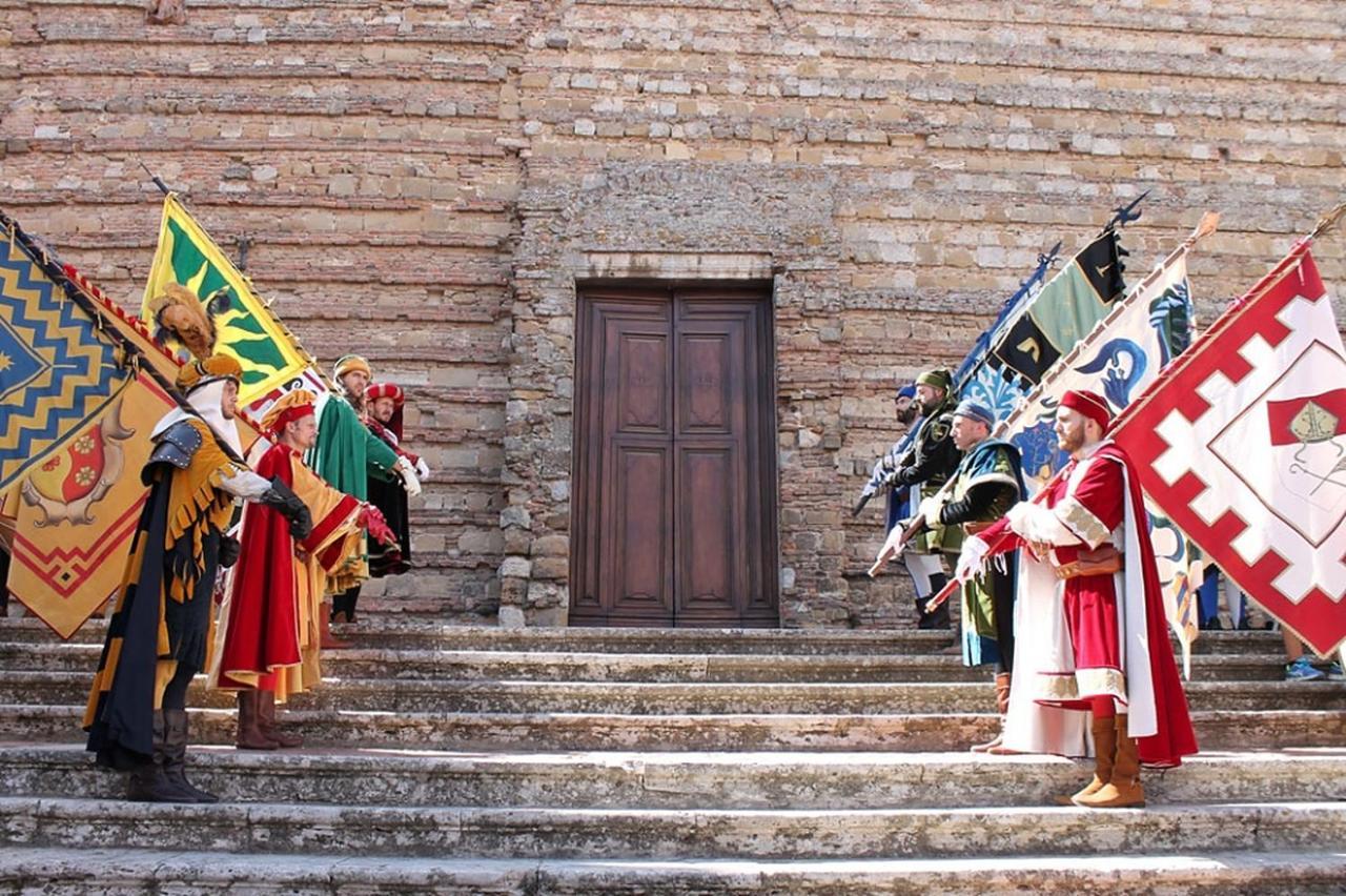 Il Palco Montepulciano, Vista Incredibile, 150Mt Da Piazza Grande Apartment Luaran gambar